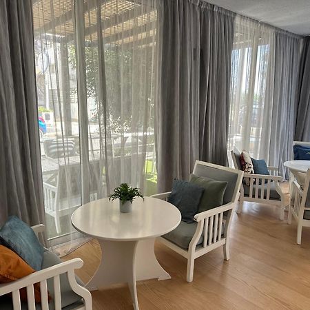 Pasithea Holiday Apartments Larnaca Exterior photo