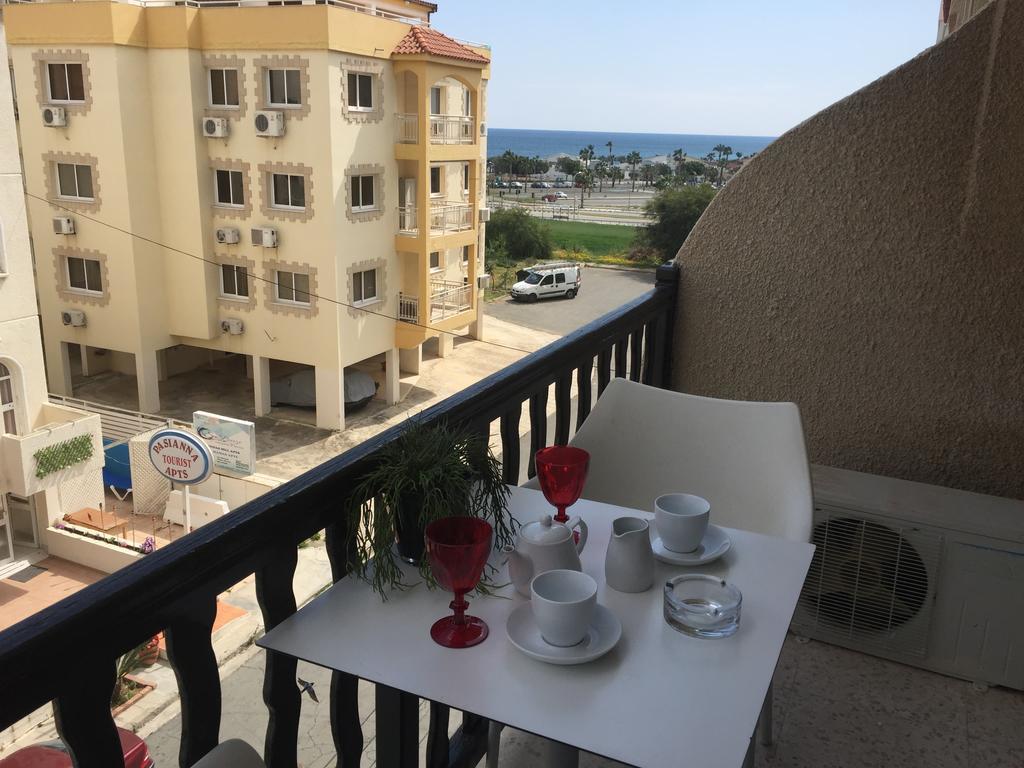 Pasithea Holiday Apartments Larnaca Exterior photo